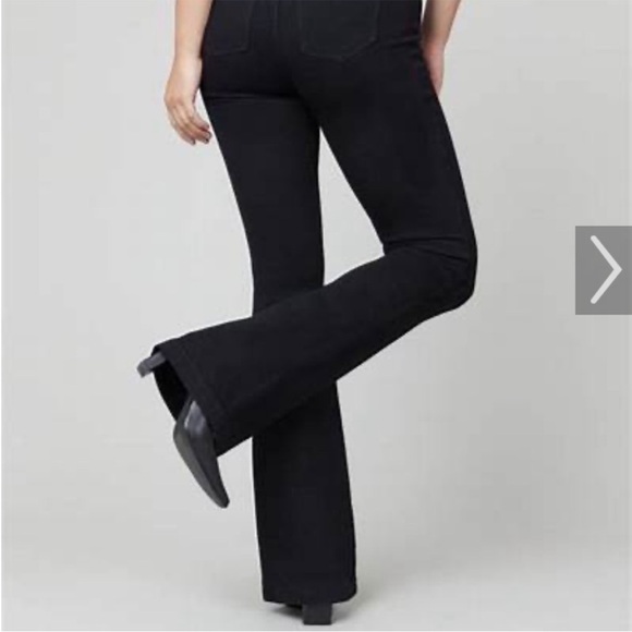 NWOT Spanx Women's Black Flared Jeans - Picture 7 of 7
